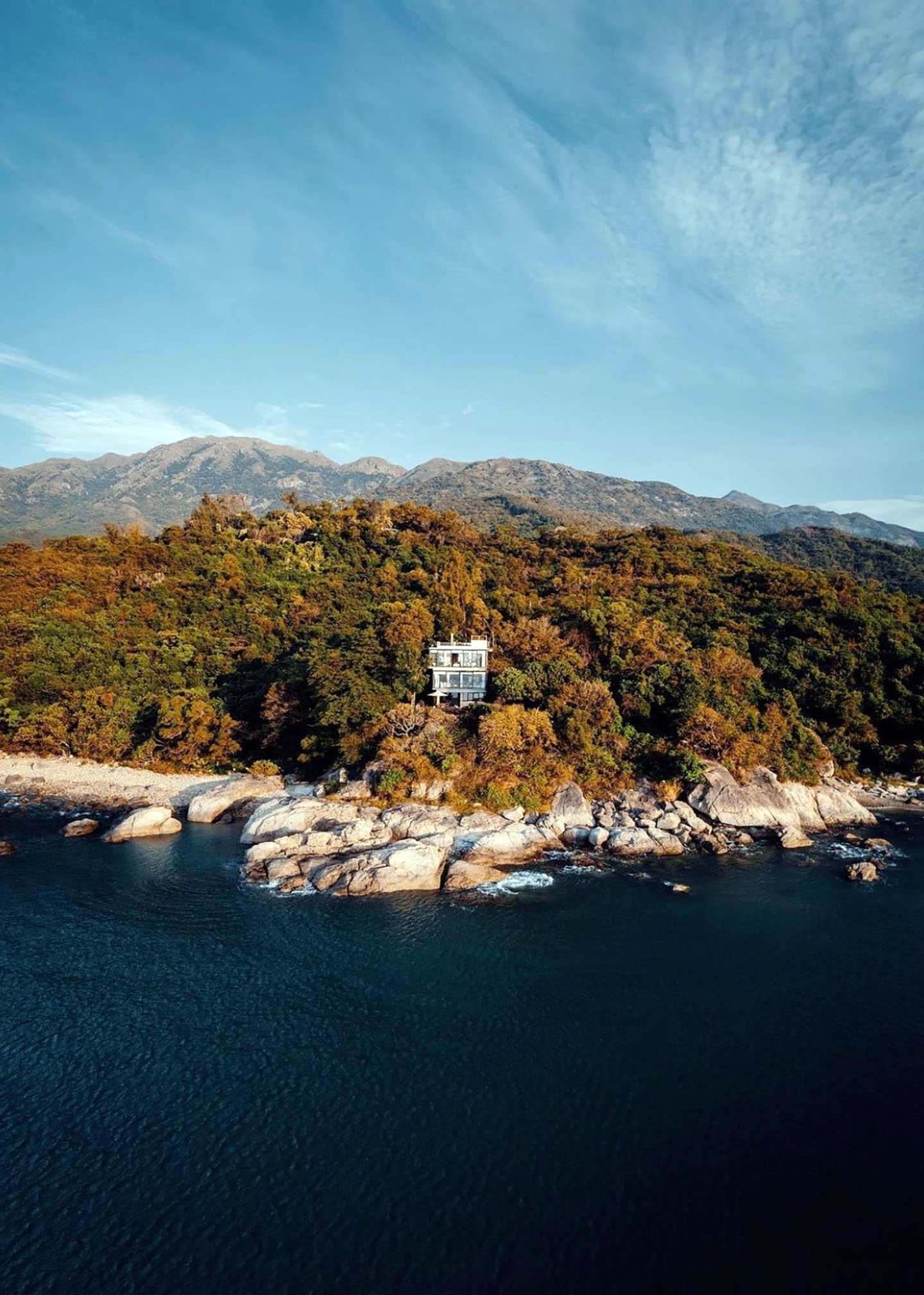 Exclusive Venue Hong Kong-CliffHouse_Lantau_Corporate_ShootingFilming_Wedding_Staycation